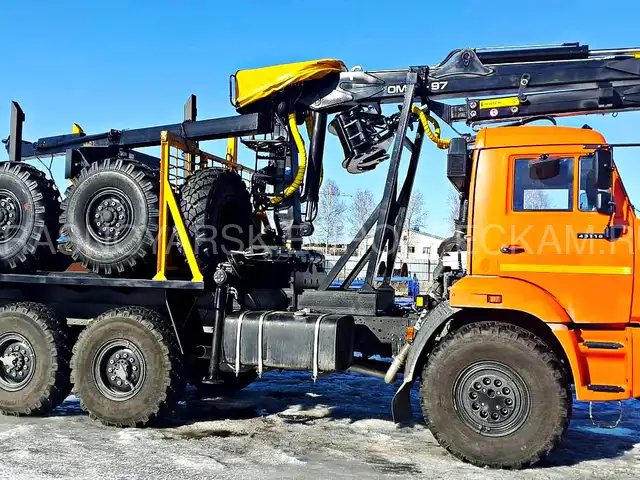 КАМАЗ 43118 лесовоз с Велмаш ОМТЛ-97 и роспуском